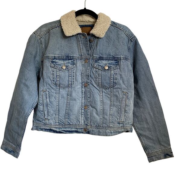 NWT Aerie Sherpa Collared Trucker Denim Jacket in Blue - Picture 1 of 9